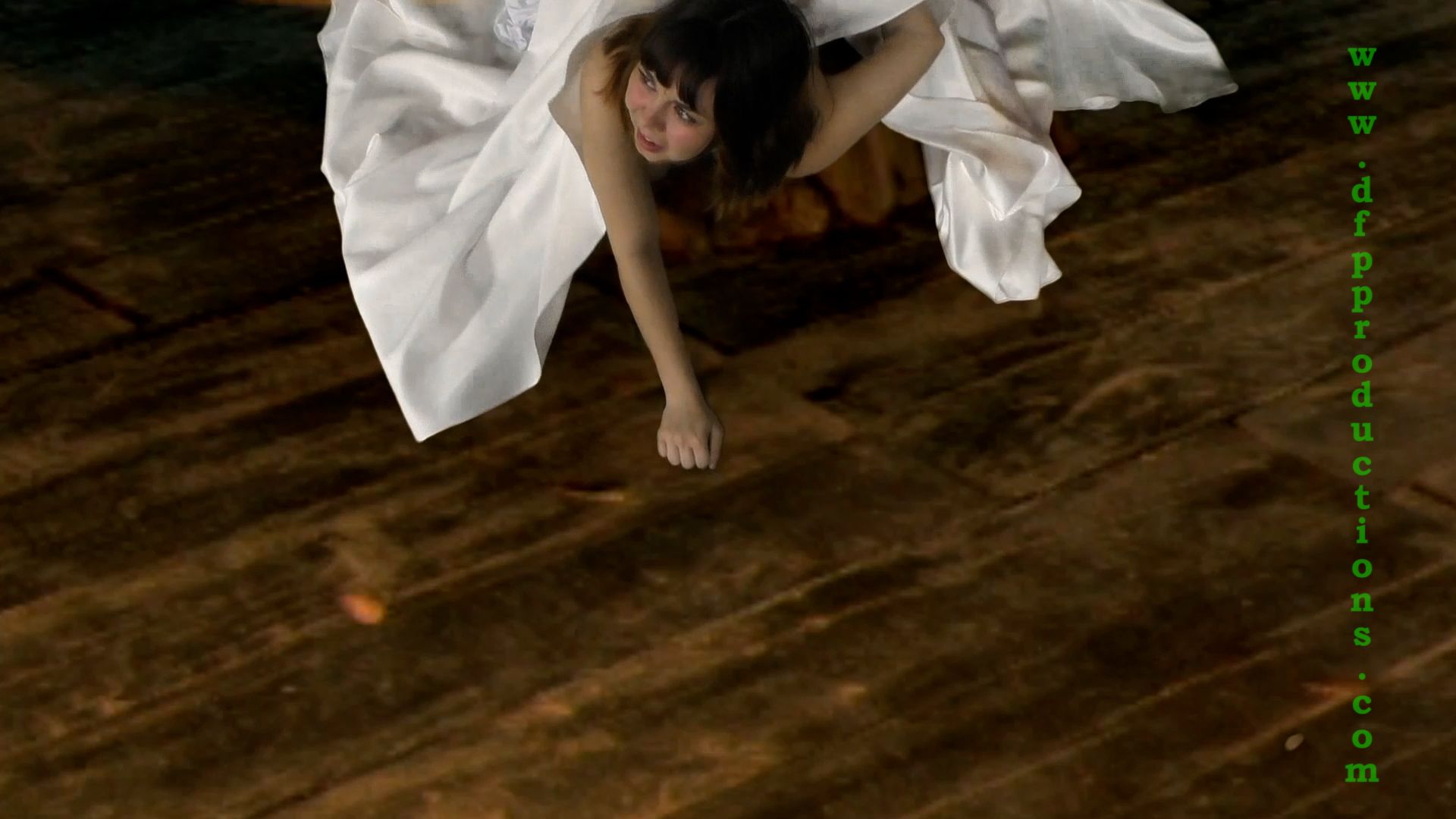 promo3_thelittlewitch.jpg